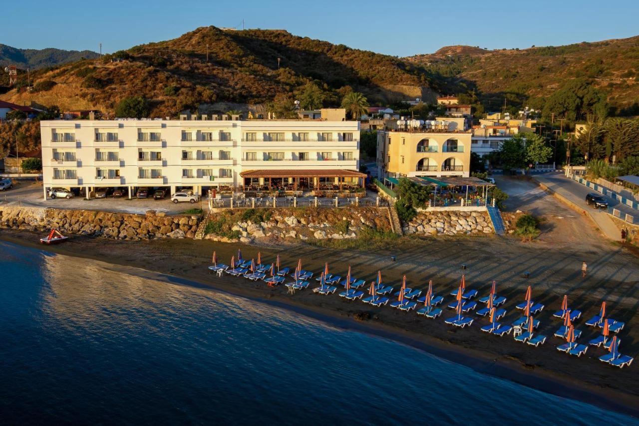קאטו פירגוס Tylos Beach Hotel מראה חיצוני תמונה